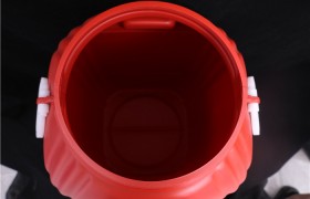 塑料桶怎么包装抽真空的(怎样用塑料桶做塑料袋收纳)