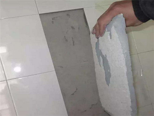 瓷砖坏了有什么办法补救(瓷砖坏了有什么办法补救视频)
