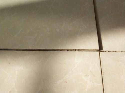 墙砖翘起的补救方法(墙砖翘起的补救方法图片)