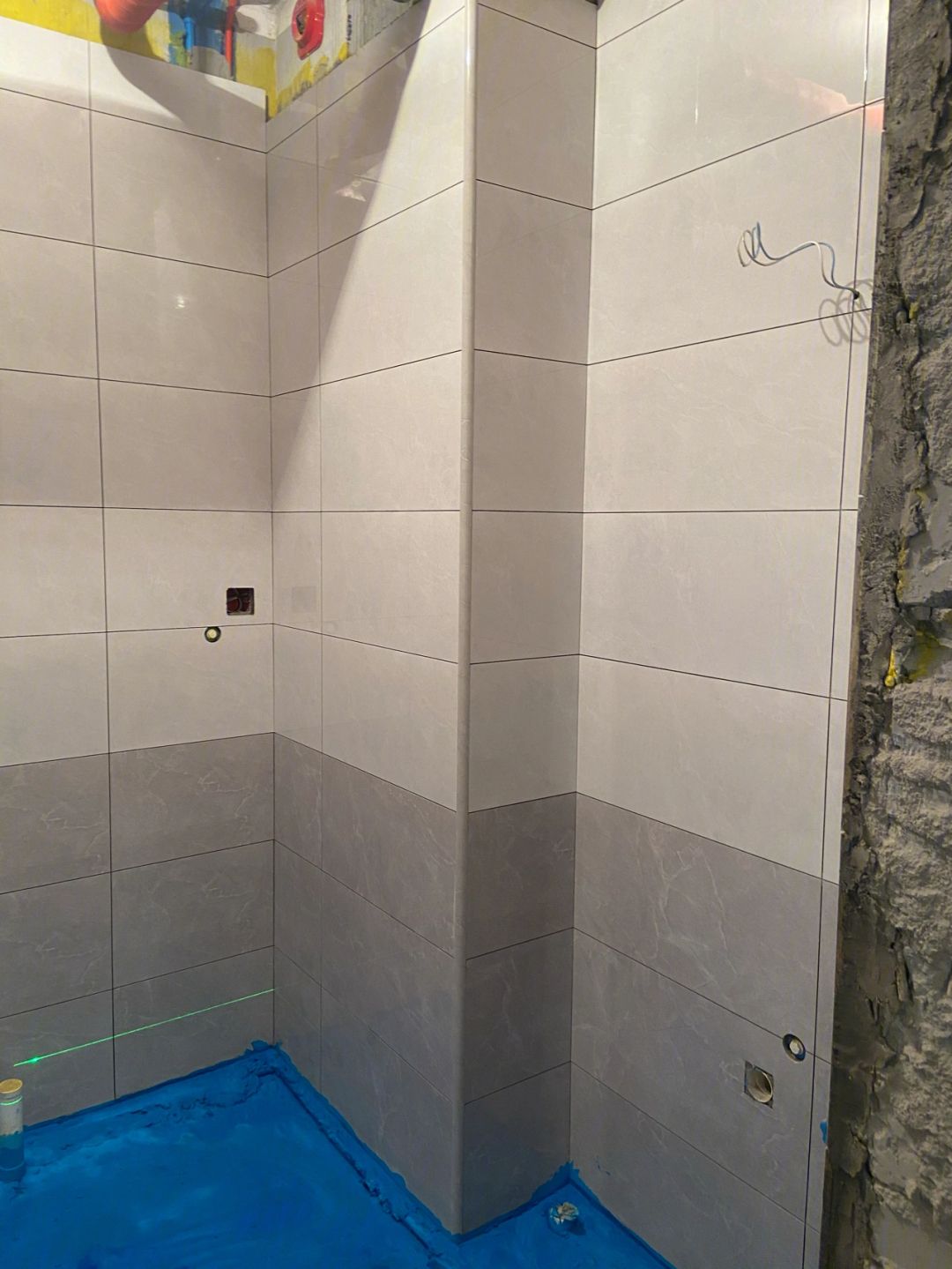 厨房墙砖鼓了怎么办(厨房墙砖鼓了怎么办视频)