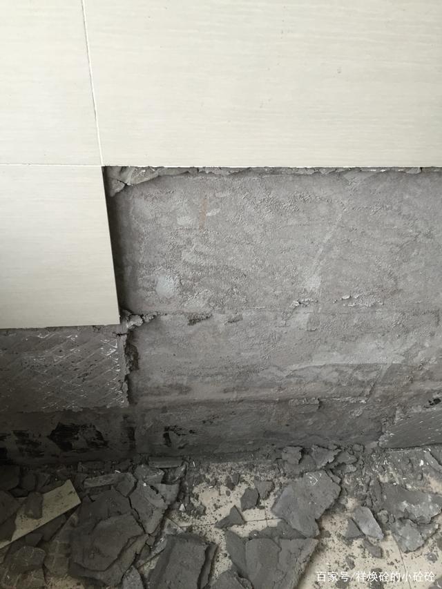 瓷砖空鼓翘起来是什么原因(瓷砖空鼓翘起来是什么原因引起的)