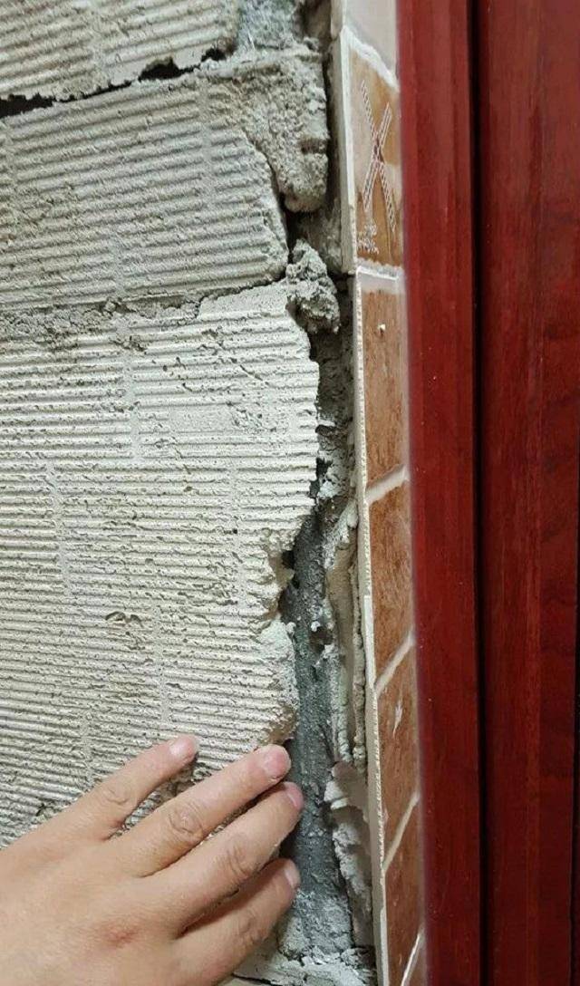 墙砖坏了一块怎么处理好呢(墙面砖坏了一块怎么能补进一块新的)