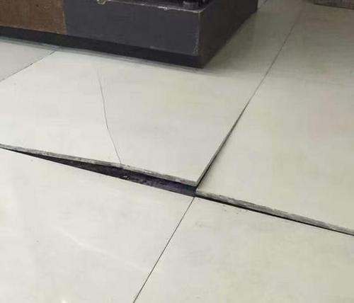 墙砖空鼓怎么修复最好(针对近两年墙砖空鼓的现象的维修方法)