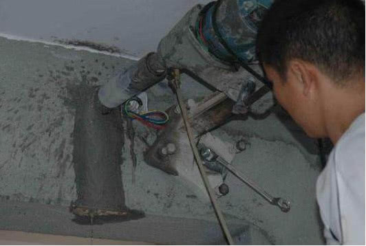 瓷砖墙打孔后怎么修复好(瓷砖墙打孔后怎么修复好看)
