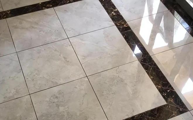 瓷砖师傅说瓷砖太硬不好(瓷砖师傅说瓷砖太硬不好怎么回答)