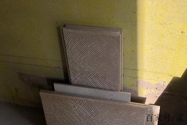 墙砖打孔打坏怎么办视频讲解(墙砖打孔打坏怎么办视频讲解图)