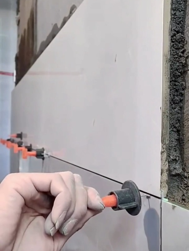 瓷砖找平器的缺点会空鼓(瓷砖找平器会导致空鼓吗?)