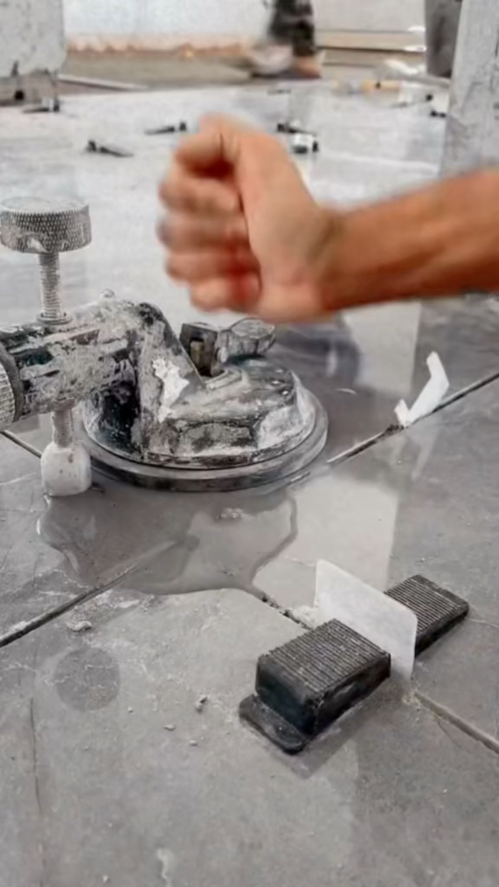 地砖空鼓不砸砖的补救方法视频大全(地砖空鼓不砸砖的补救方法视频大全图片)